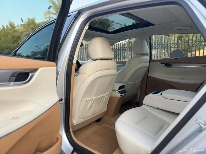 هواندي ازيرا ميد 2022 سعودي 13