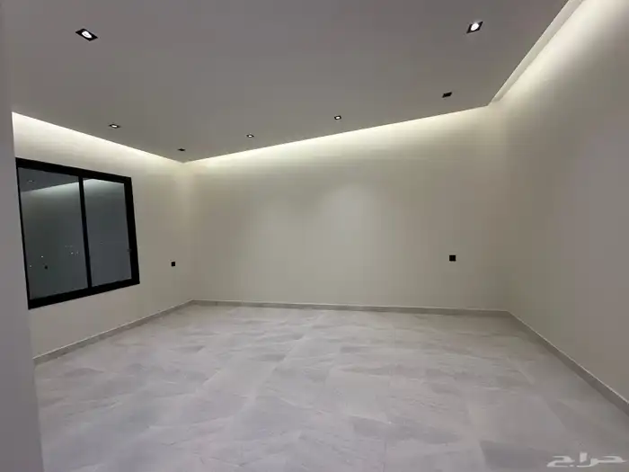 للبيع روف دور علوى وملحق بحى الوسام خميس مشيط 3