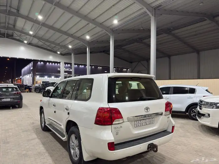 تويوتا لاندكروزر جكسار 2014 فل كامل V8 سرندل سعودي 9