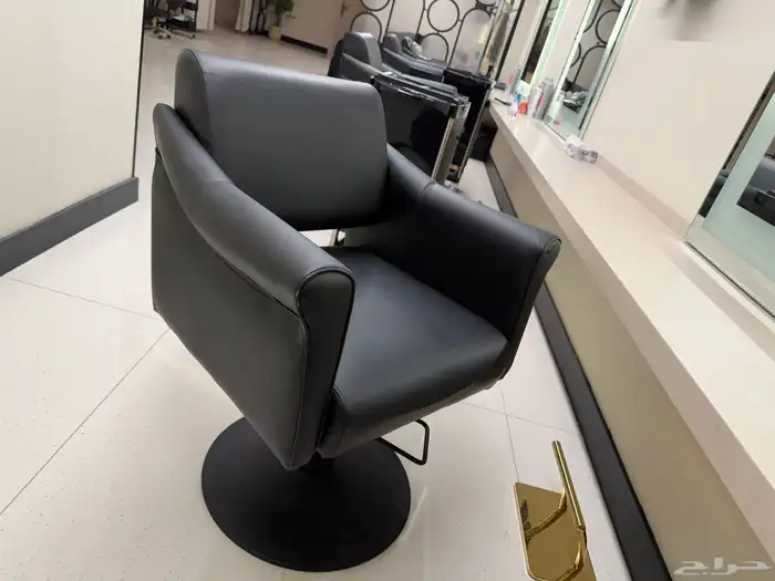 للتقبيل صالون نسائي 28