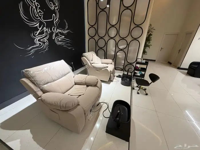 للتقبيل صالون نسائي 5