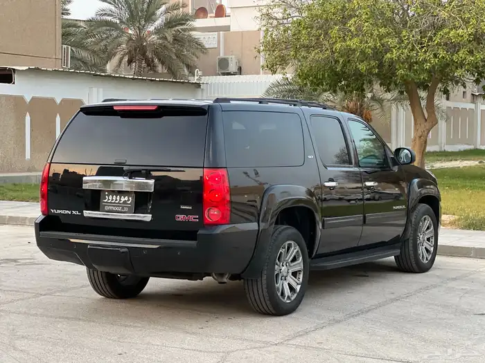 يوكن 2014 SLT ممشى 88 الف فقط 16