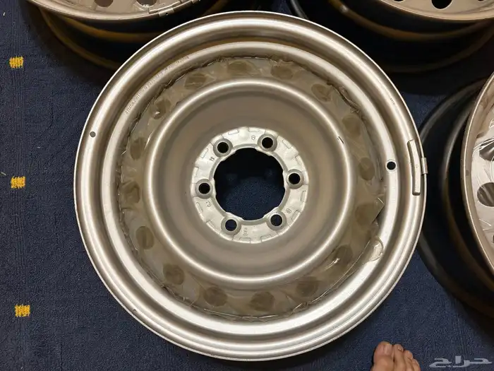 هلل حجم 17 للبيع لاندكروزر 2025 2