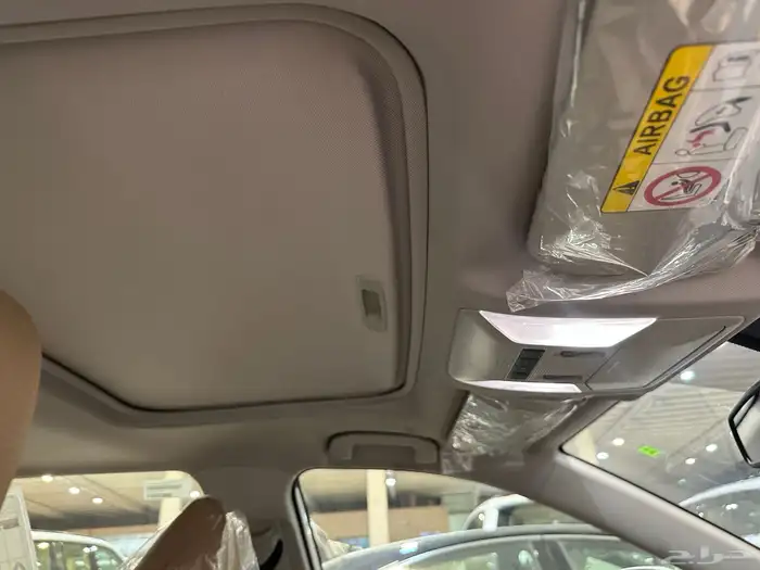 تويوتا راف فور 2025 دبل سعودي فل كامل 17