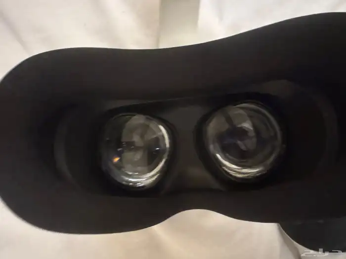 ميتا كويست لي شهرين من يوم شريتها نضيفه1300ريال 1