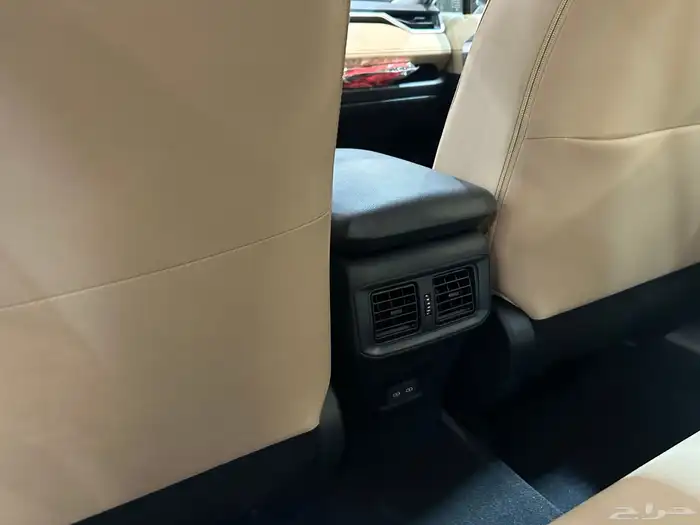 تويوتا راف فور 2025 دبل سعودي فل كامل 8