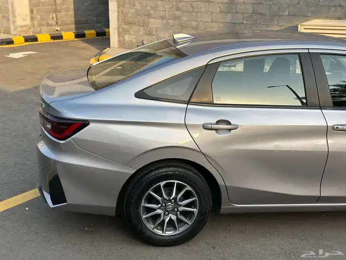 تويوتا يارس 2023 عالشرط 6