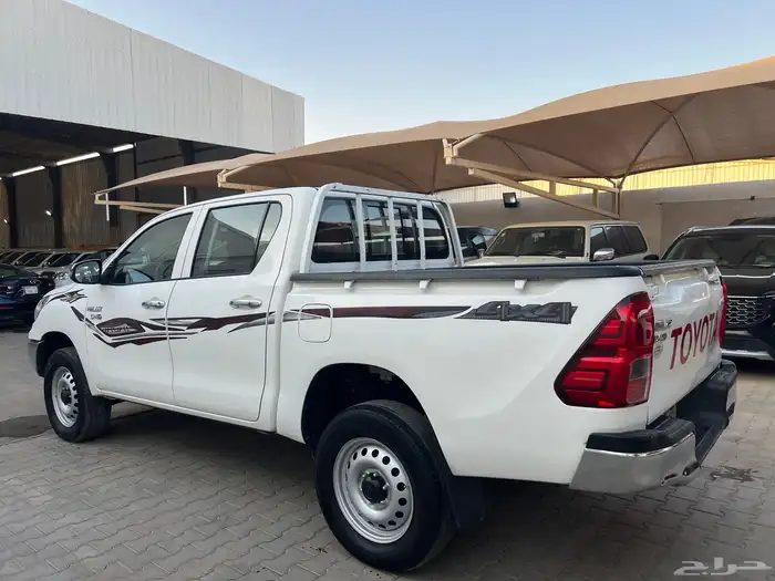 هايلوكس ديزل 2019 نظيف جدا لدى قمة الاطلال 18