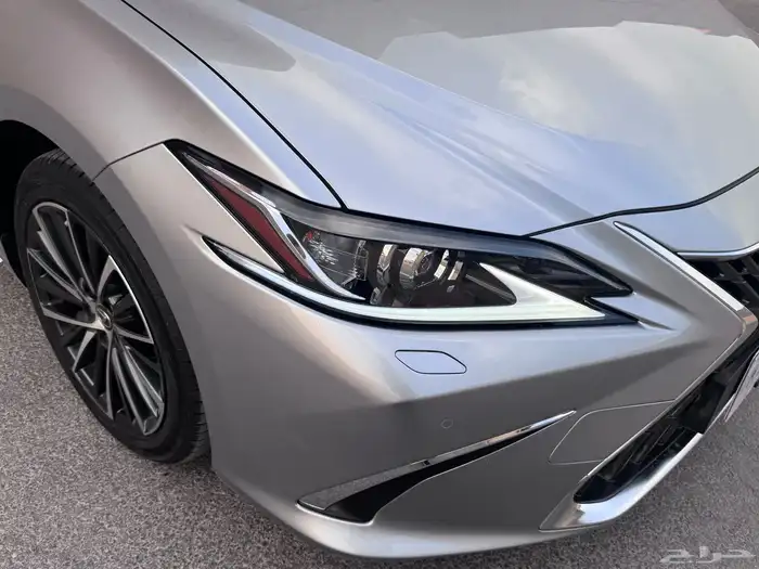 لكزس ES250 2023 فل كامل شبه الجديد 8