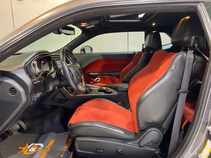 دودج تشالنجر GT 2019 عداد 62 الف بحالة الوكالة 17