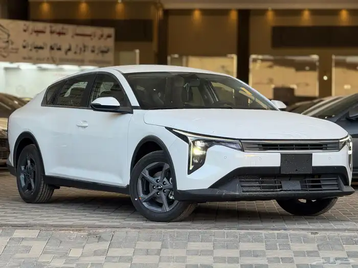 كيا K4 2026 1.6 ستاندر بقسط يبداء من 1400 1