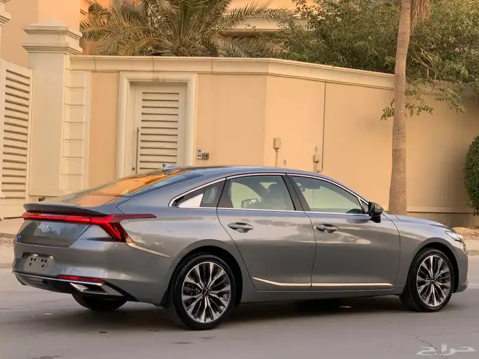 كيا 2022 K8 فل كامل بحالة الوكالة 8