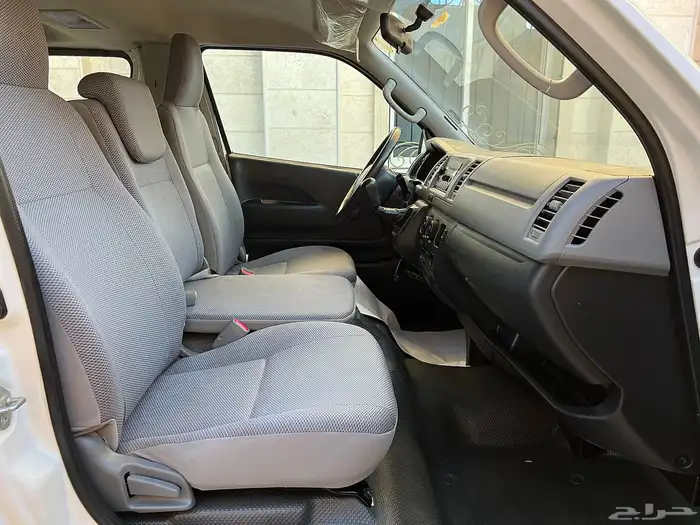 تويوتا هايس 2007 عداد 3 الاف فقط 6