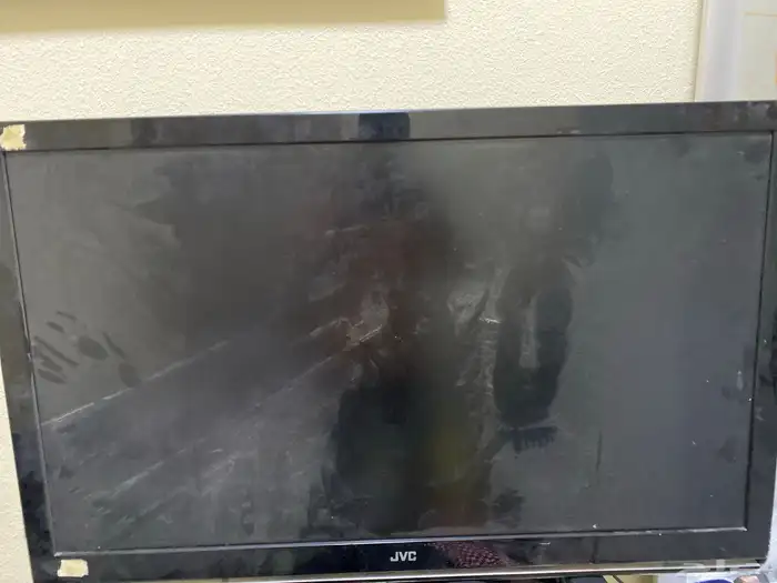 شاشه للبيع 0