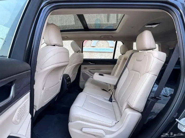 جيب شروكي 2022 لميتدا L  Chrokee Limited 30