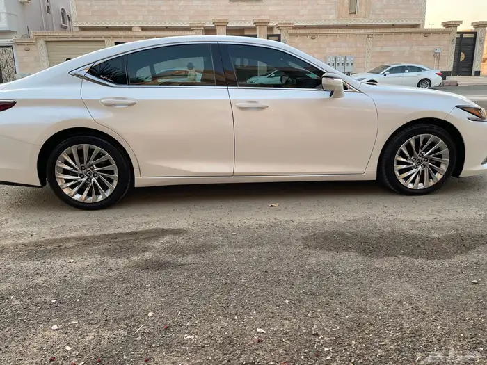لكزس 2019 ES350 DD ممشى قليل 10