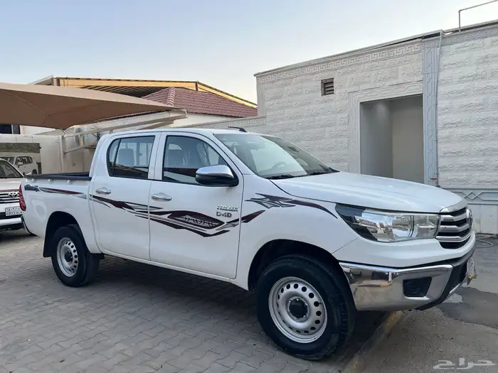 هايلوكس ديزل 2019 نظيف جدا لدى قمة الاطلال 5