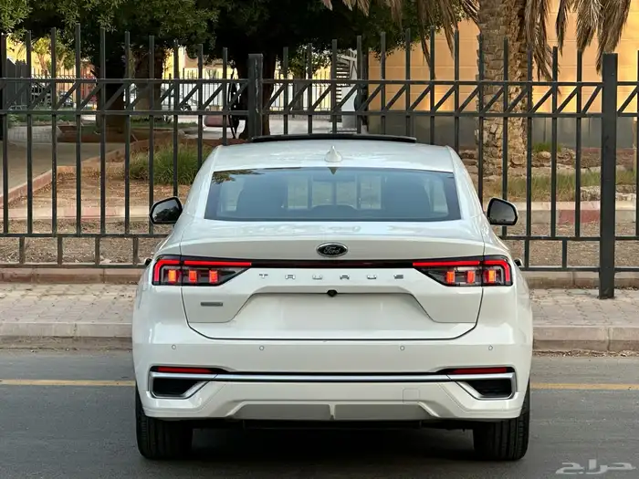 فورد تورس موديل 2023 نص فل ترند بطاقه جمركية 13