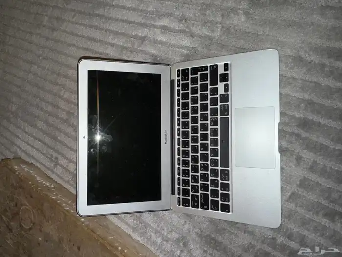 MacBook Air 11-inch mid 2013 0