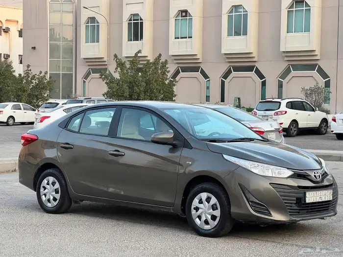 تويوتا يارس موديل 2019 نظيف 19