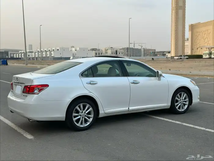 لكزس ES350 2012 شد بلد وكاله ممشى قليل 11