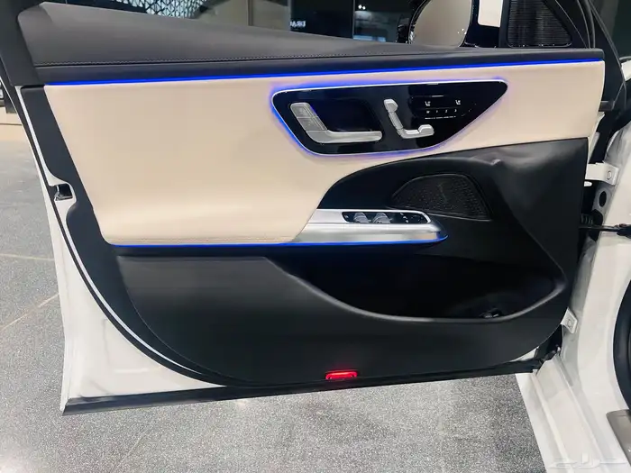 مرسيدس E 200 2025(عروض خاصة) 6