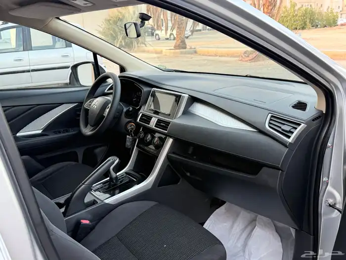 ميتسوبيشي اكسباندر موديل 2022 شرط نظيف 16