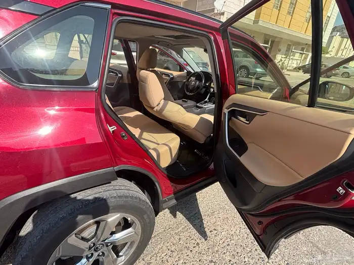 تويوتا راف فور فل كامل موديل 2019 مجدد ومفحص المطلوب 87000 16