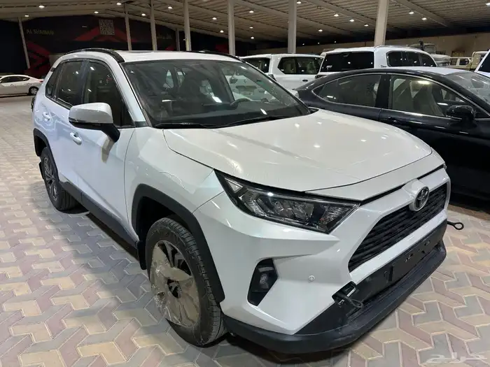 تويوتا راف فور 2025 دبل سعودي فل كامل 1