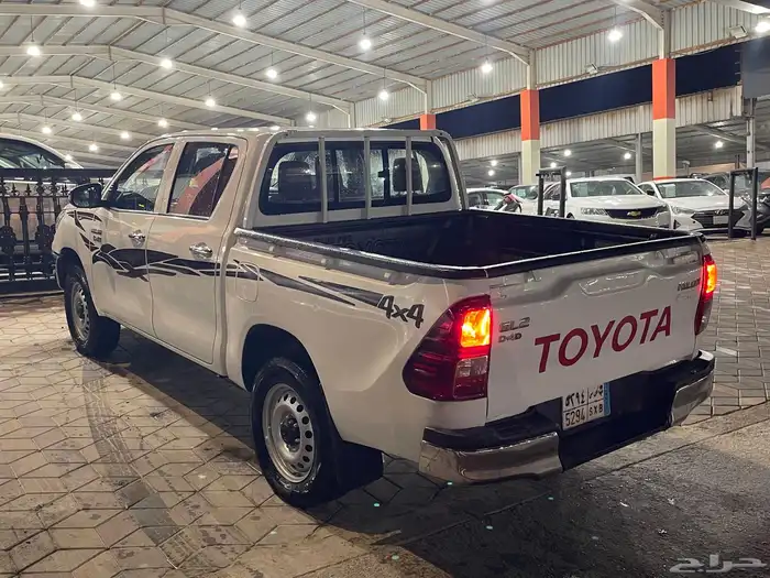 تويوتا هايلوكس 2022 ديزل دبل 5