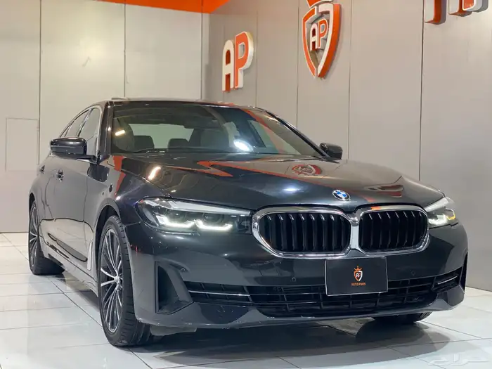 بي ام دبليو 520i 2023 بحالة ممتازة 1