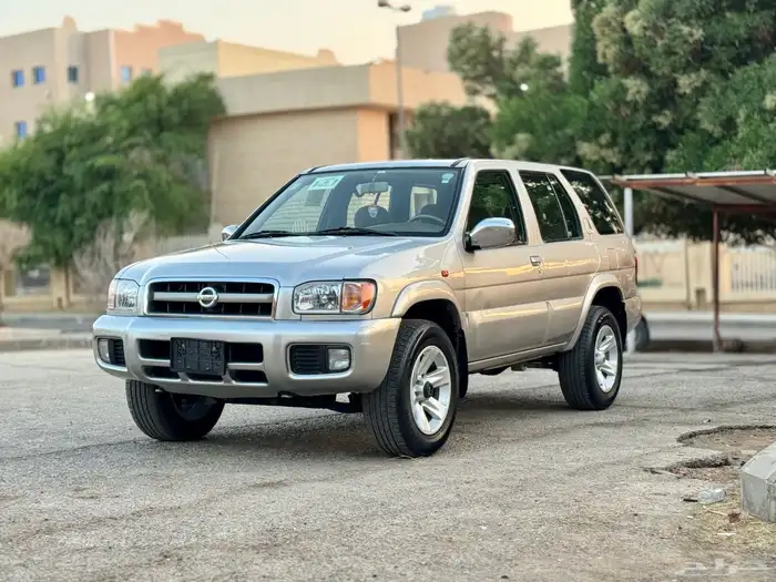 للبيع نيسان باثفندر 2005 ((نظيف)) 2