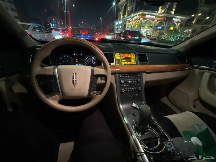 سيارة فورد لينكولن (لينكون)6 سلندر 0