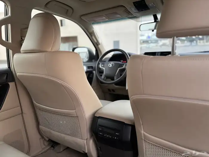 تويوتا برادوTXL 2022فل كامل عداد 29 الف 24