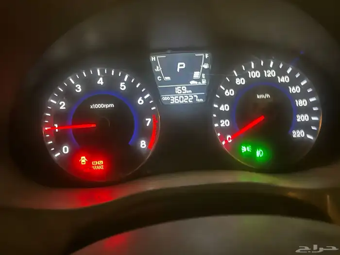 اكسنت 2012 الشنطه مقصوصه ومصلحه والمكينه مغيره 0