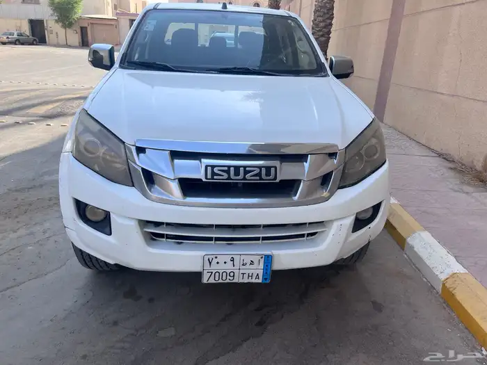 ايسوزو 2013 ديزل مكينه كبيره 0