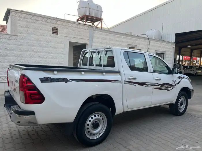 هايلوكس ديزل 2019 نظيف جدا لدى قمة الاطلال 9