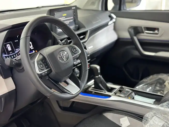 تويوتا فيلوز GLX م2025 5