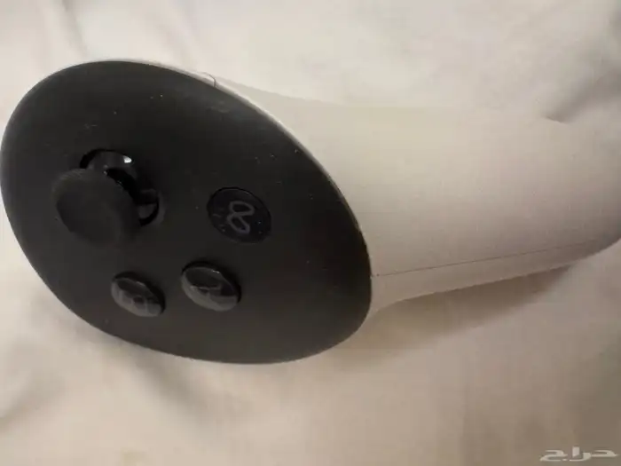 ميتا كويست لي شهرين من يوم شريتها نضيفه1300ريال 11