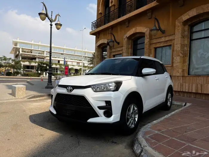 للتنازل تويوتا 2022 مفحوص ومجدد على الشرط 2