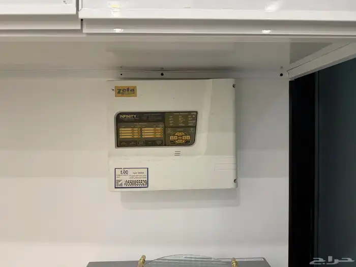 للتقبيل صالون نسائي 44