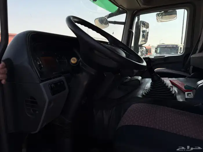 اكتروس 6x6 وايت 2009 جفالي 8 سلندر 3348 17