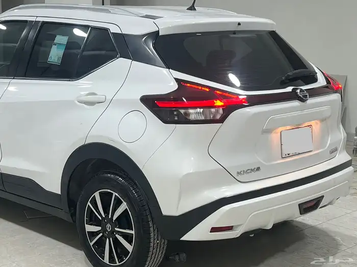 للبيع نيسان كيكس موديل 2022 ممشى قليل 4