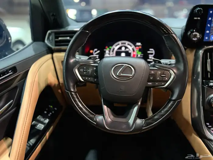 لكزس LX600 BB موديل 2023 9