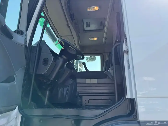 اكتروس 6x6 وايت 2009 جفالي 8 سلندر 3348 13