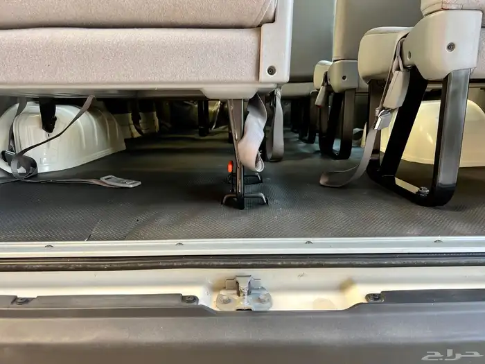 تويوتا هايس 2007 عداد 3 الاف فقط 22