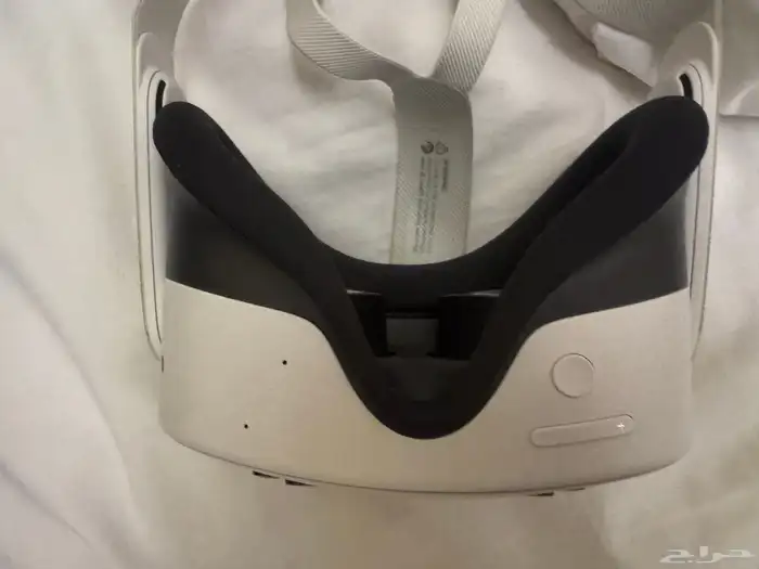 ميتا كويست لي شهرين من يوم شريتها نضيفه1300ريال 6