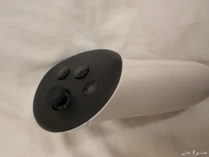 ميتا كويست لي شهرين من يوم شريتها نضيفه1300ريال 8