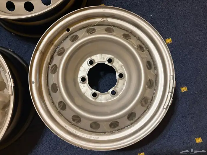 هلل حجم 17 للبيع لاندكروزر 2025 5