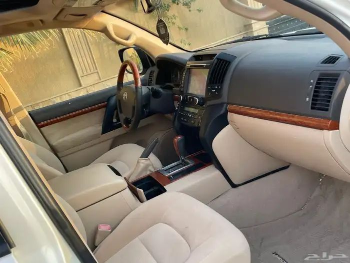 لاند كروزر GXR سعودي 2014 22